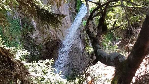 Водопады Бако