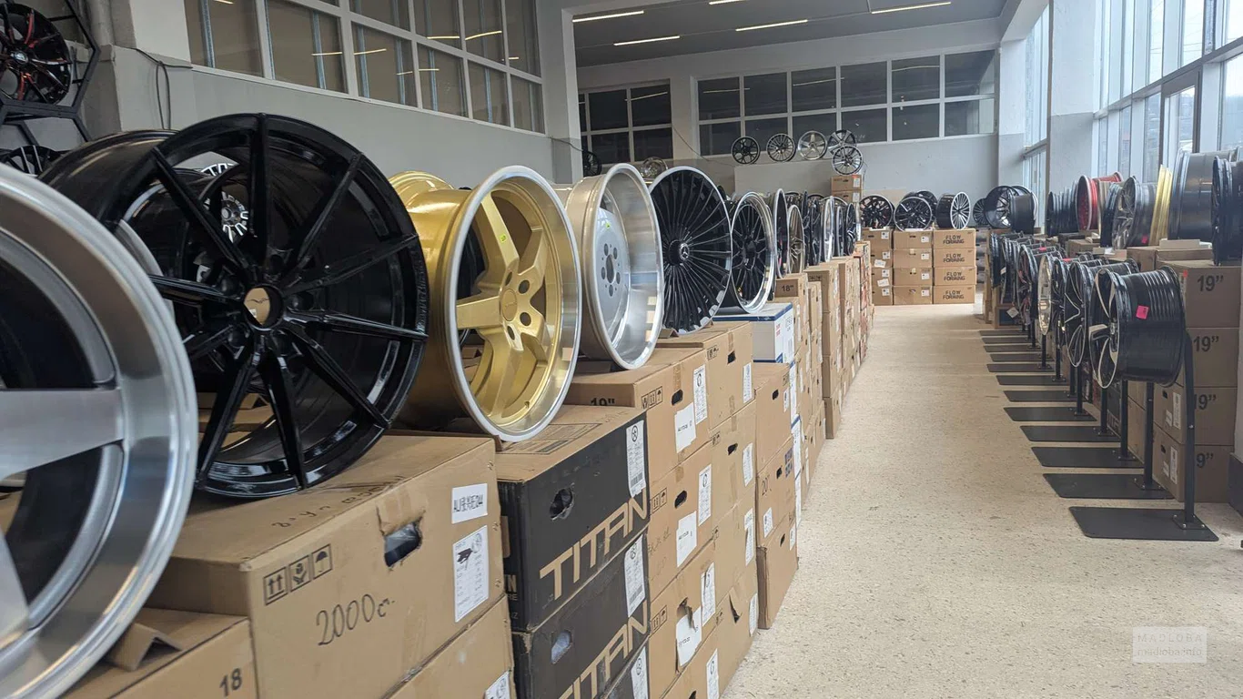 Диски в магазине Wheel Room