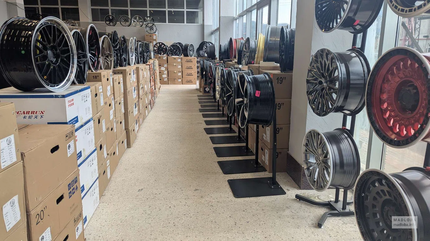 Диски в магазине Wheel Room