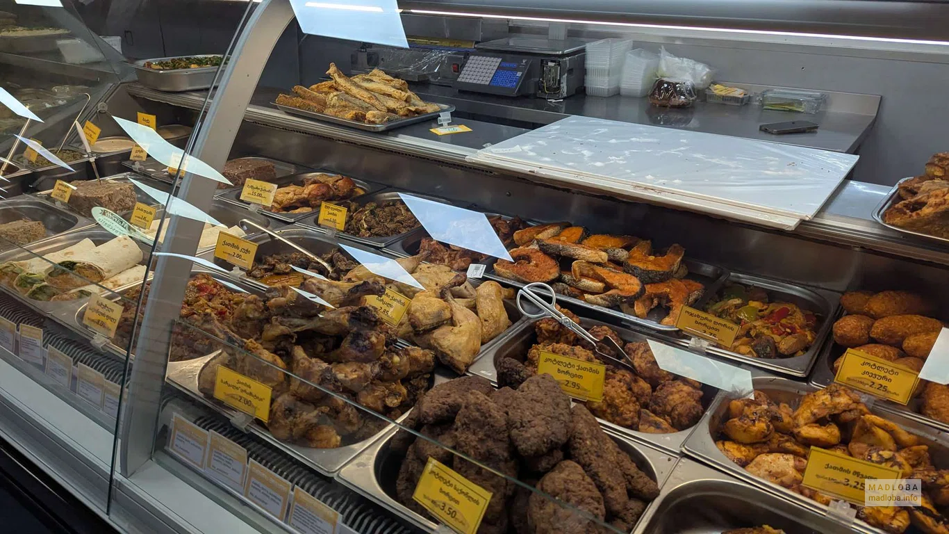 Супермаркет "Willmart" на улице Шалвы Инасаридзе в Батуми