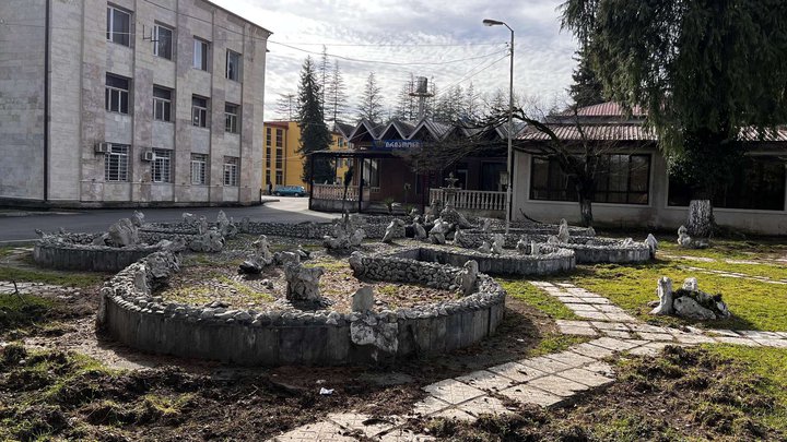 Abandoned fountain