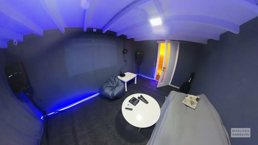 Zapoi Karaoke Rooms в Батуми