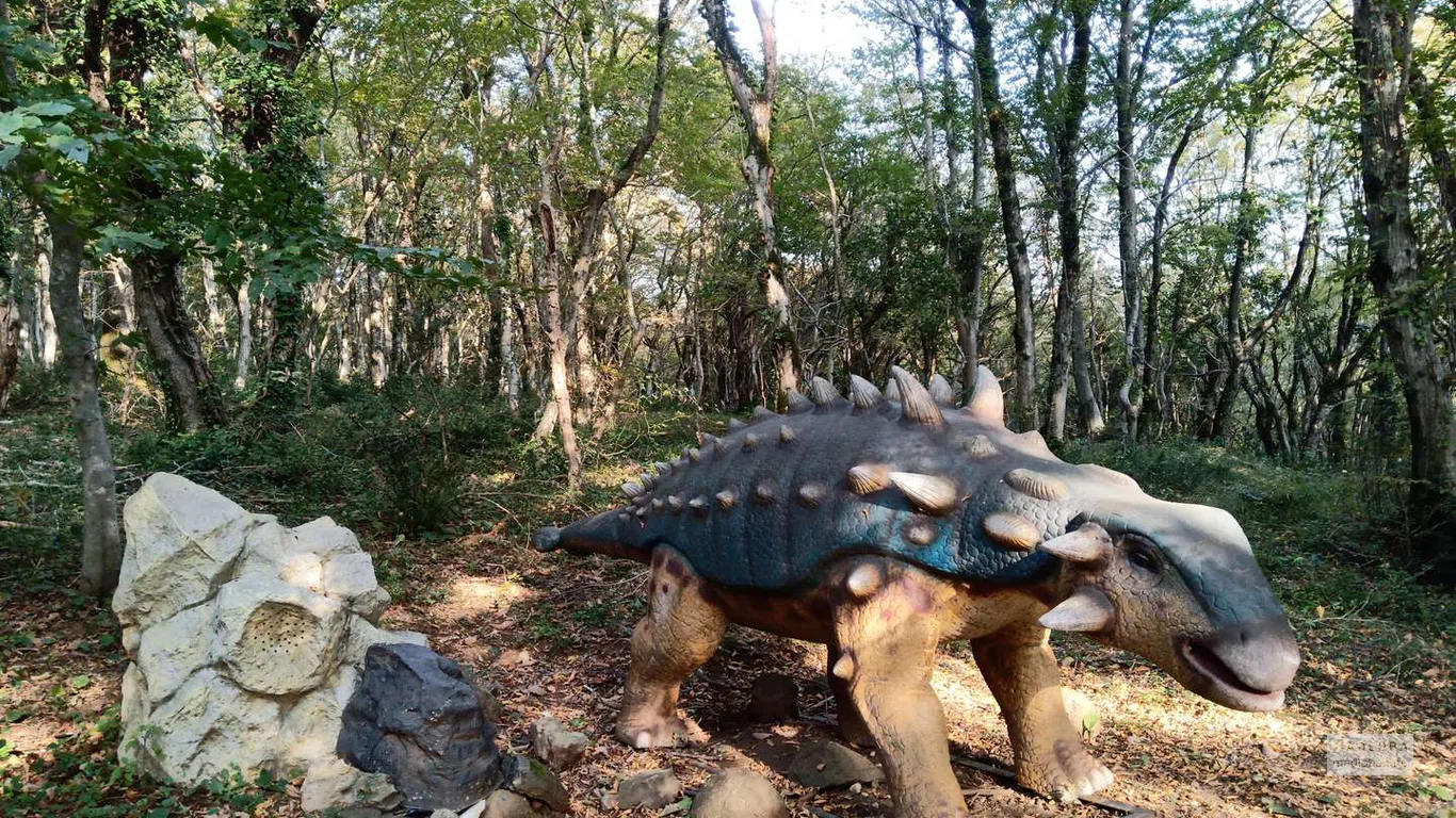 Сколозавр в Заповеднике Сатаплиа