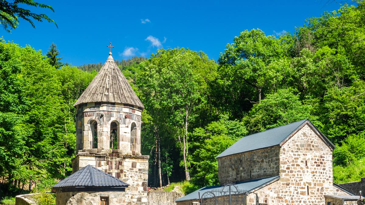 Здание Зеленого монастыря в Грузии