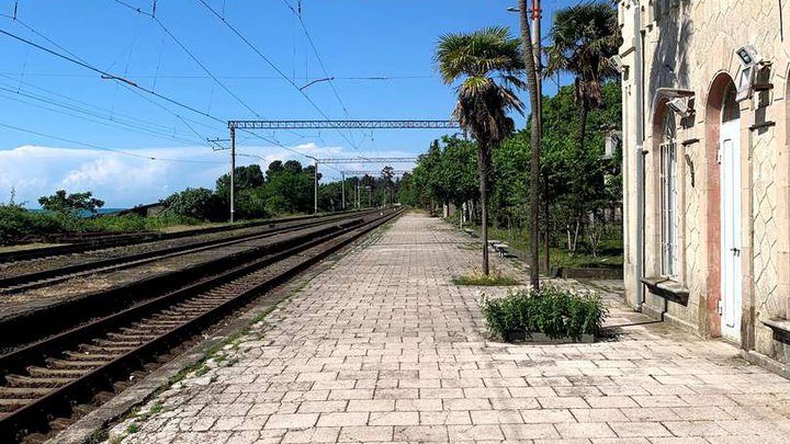 Railway station Chakvi