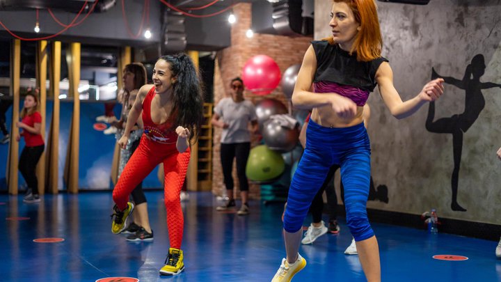 Танцевальная студия "Zumba fitness"