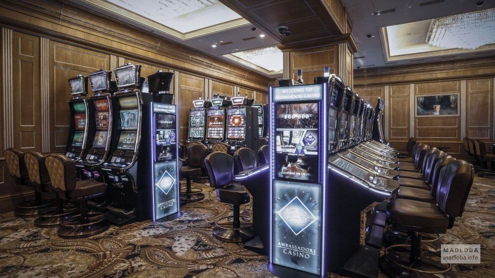 Автоматы в казино Амбассадори