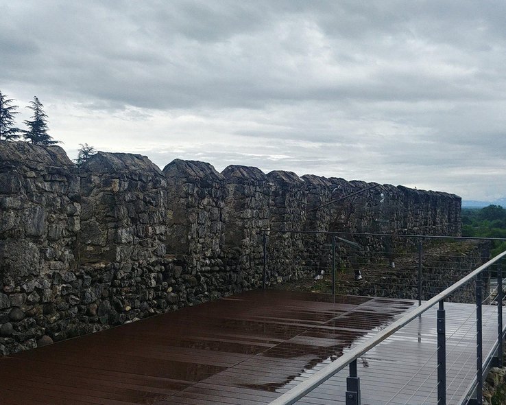 Смотровая площадка крепостной стены Нокалакеви