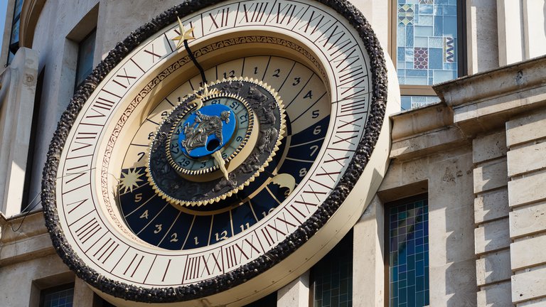 Astronomical clock