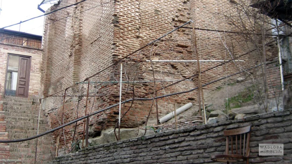 ათეშგა, მე -5 საუკუნის ზოროასტრიული ტაძარი