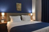 Avenue Hotel