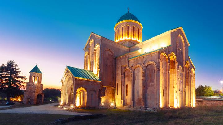 Багратский собор, построенный королем абхазов и грузин Багратом III