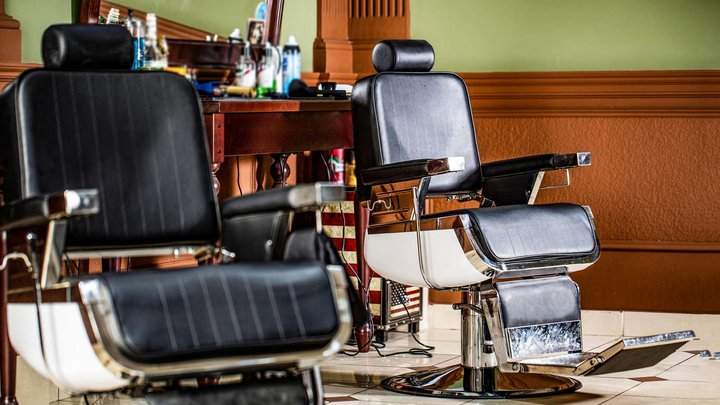 Hairdresser for men (Chavchavadze St. 11)