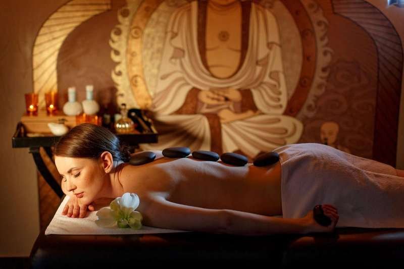 Cosmetic therapy in a spa salon