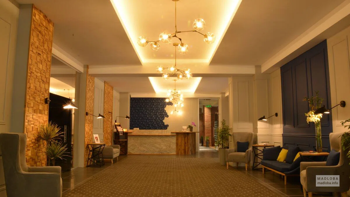 Ресепшен в отеле BEST WESTERN в Тбилиси