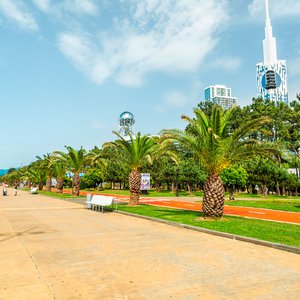 Батумский бульвар