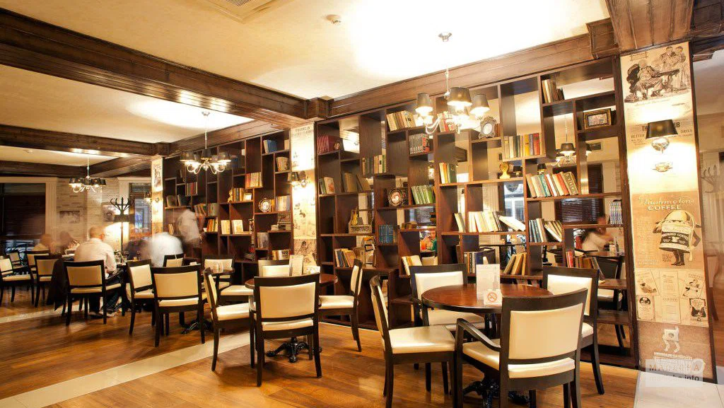 Зал Cafe La Brioche в Грузии