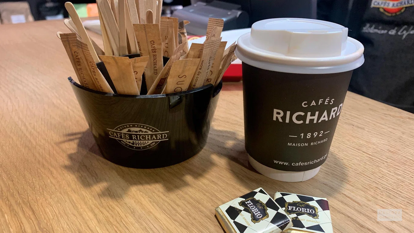 Кофе в кафе Ричард