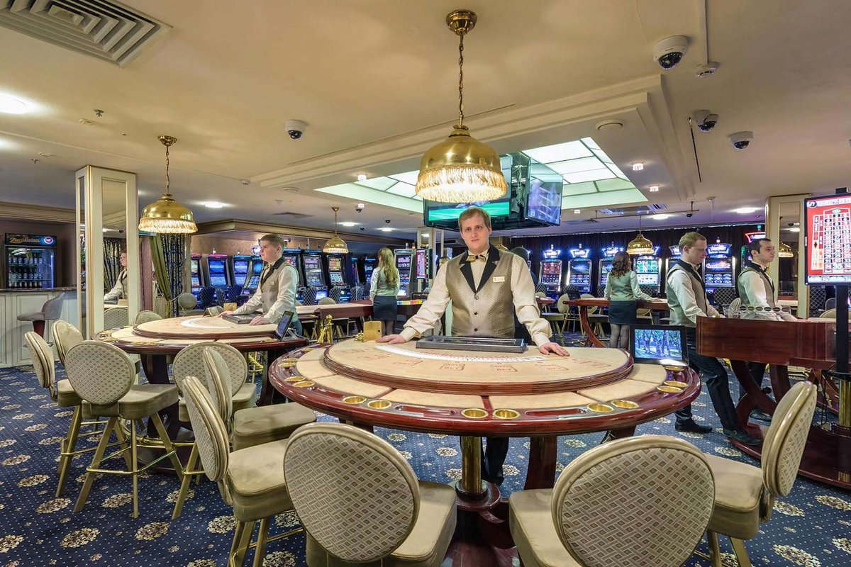 Отель с казино