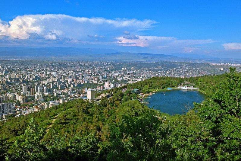 Panoramic view of Turtle Lake and its surroundings