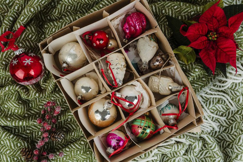 christmas-tree-ornaments-in-a-box.jpg