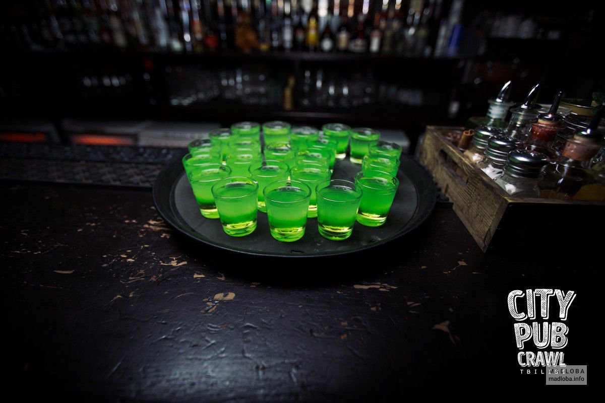 Tbilisi City Pub Crawl Мадлоба