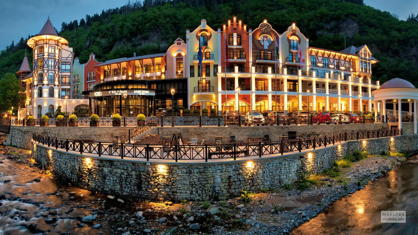 Crowne Plaza Borjomi