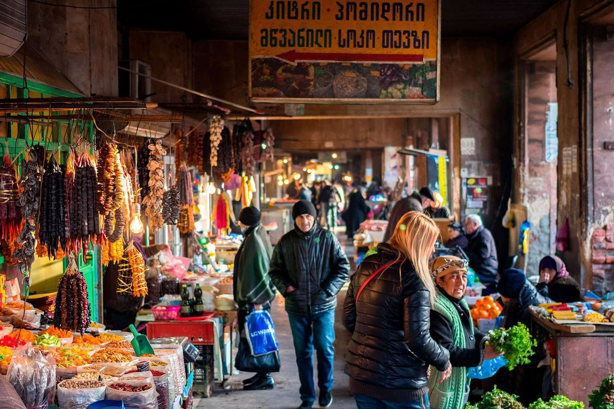 deserters-bazaar-tbilisi-01
