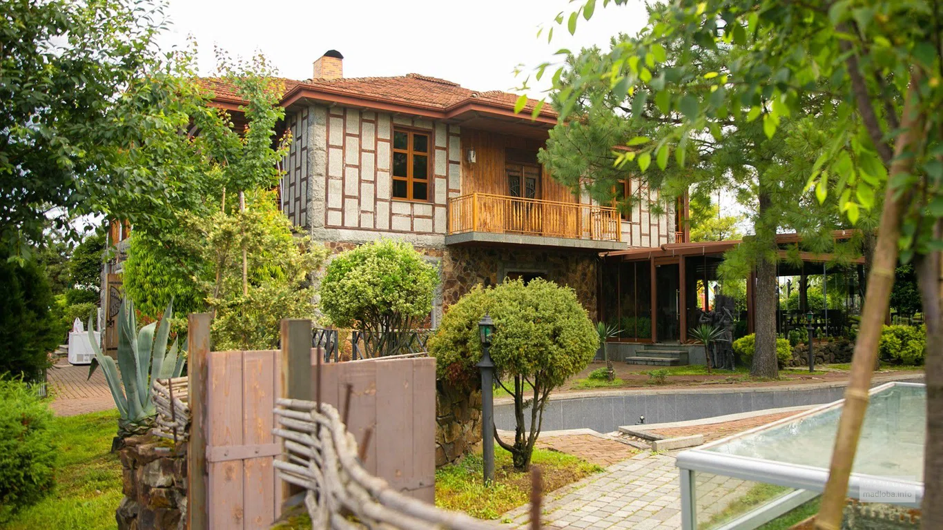 Ресторан Ajarian House в Батуми