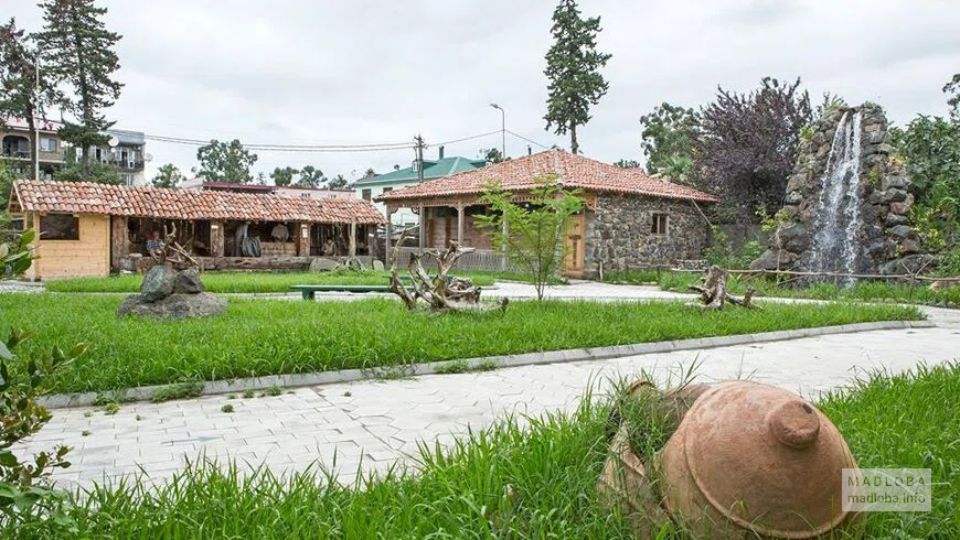 Территория этнографического музея Борджгало