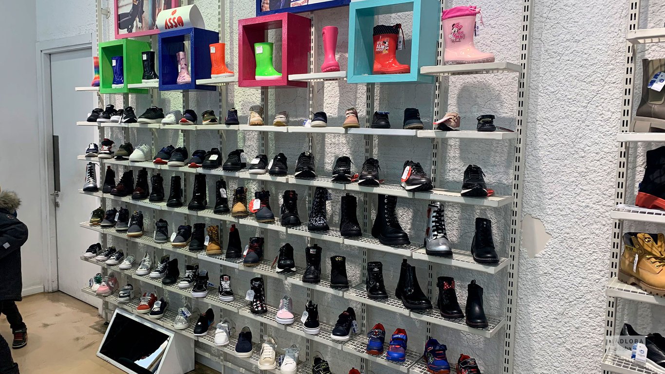 Детская обувь в Shoe store FActory