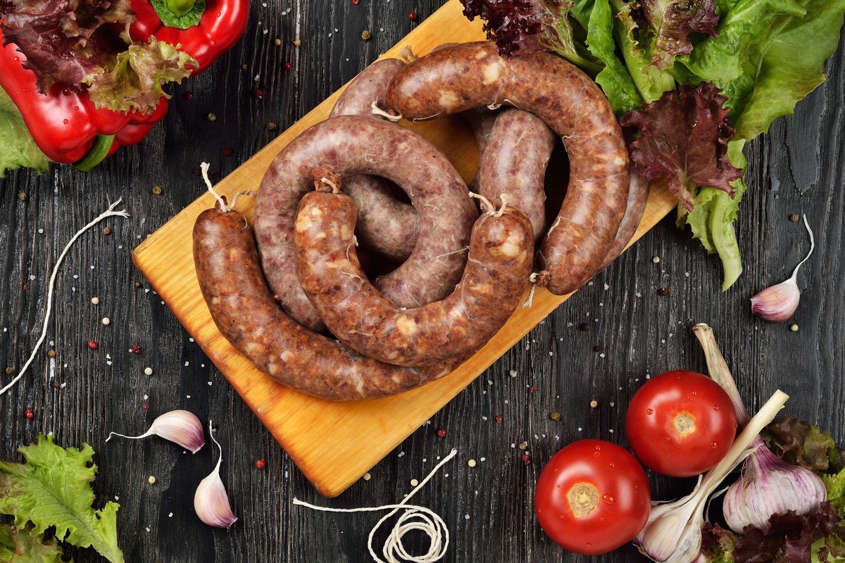 fresh-raw-sausages