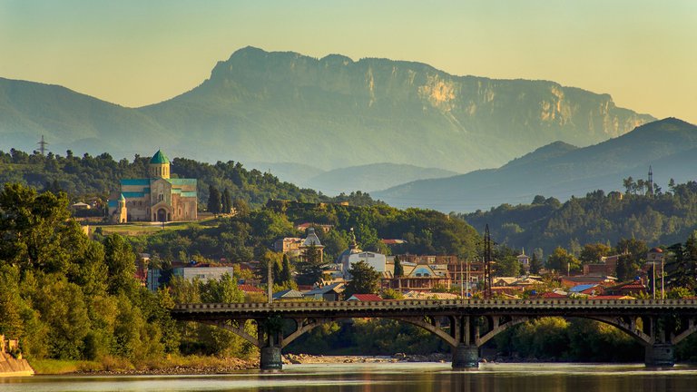 გავიცნოთ ქუთაისი