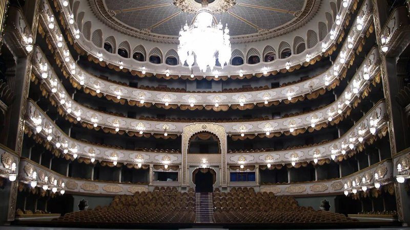 государственный театр оперы тбилиси.jpg