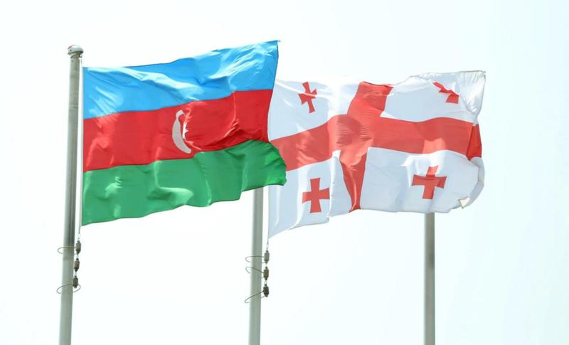 Флаги Грузии и Азербайджана