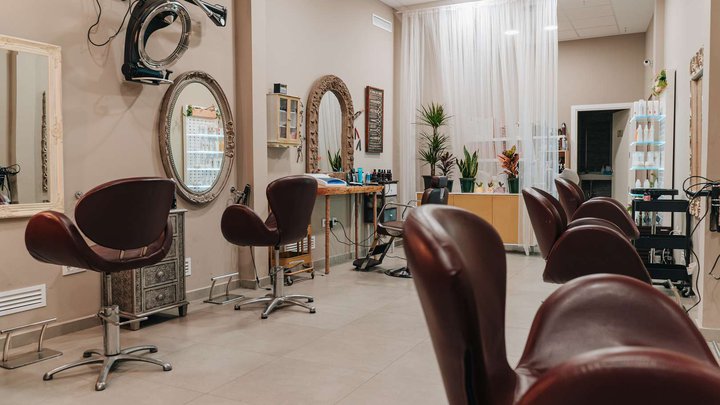 Beauty salon studio