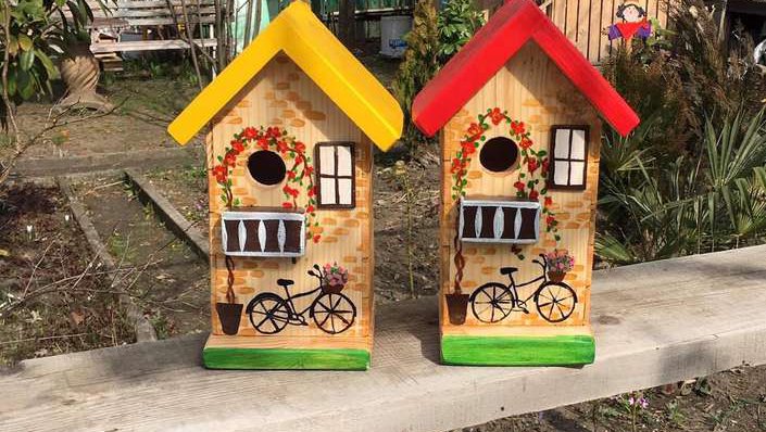 Birdhouses and handmade garden decorations