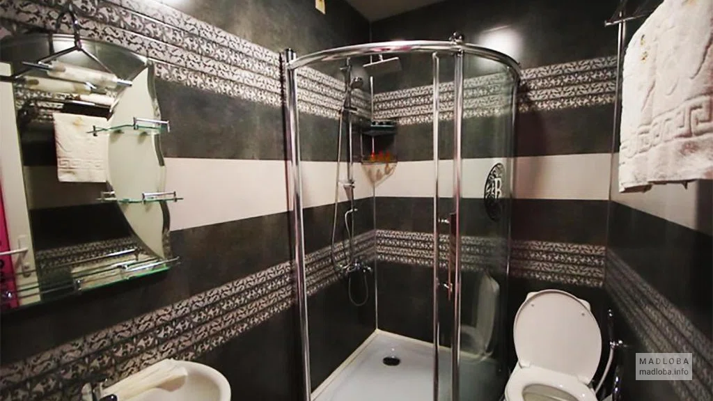 Ванная комната в отеле "Black Sea Star Batumi"