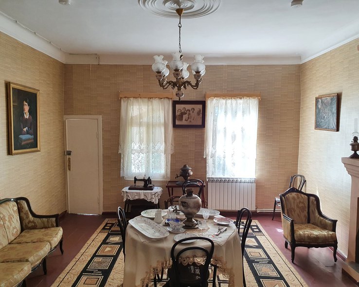 Интерьер дома-музея Нико Николадзе в Грузии