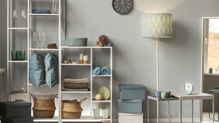How best to organize storage on the walls
