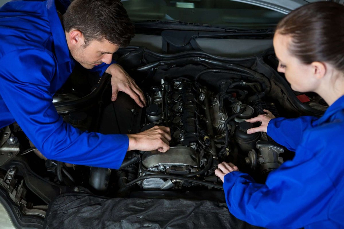 how-can-i-check-the-operation-of-the-engine-coo.original_49EKGZx