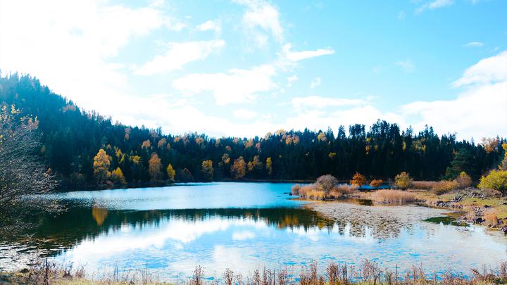 Lake Kahisi