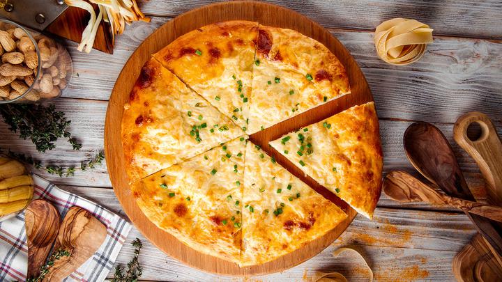 Khachapuri in Georgia - what are there, what is the name of khachapuri and why