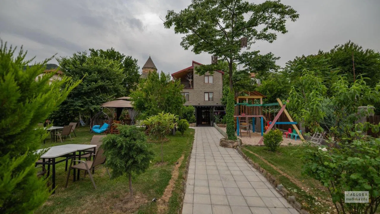 Вид на Panoramic Hotel Khedi в Мцхете