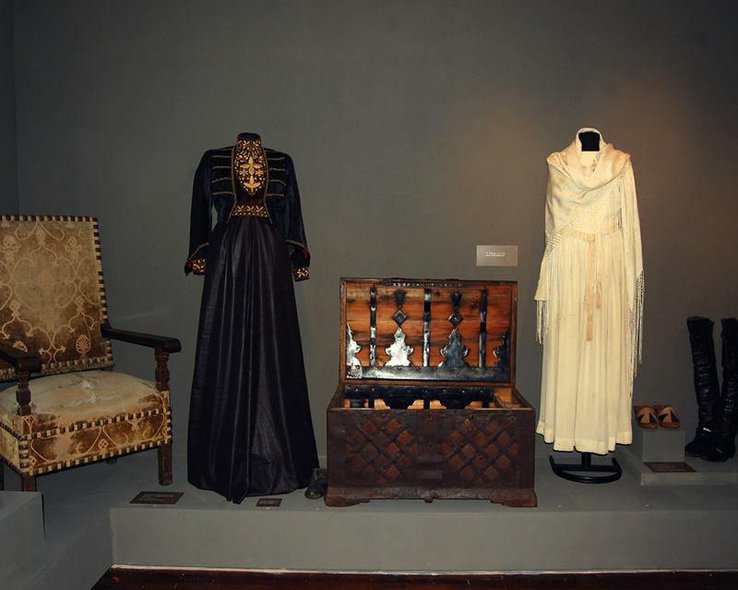 Одежда в краеведческом музее имени Гиви Элиава