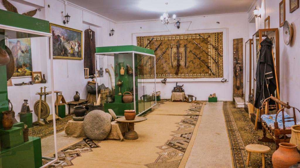krayevedcheskiy-muzey-chokhatauri-imeni-niko