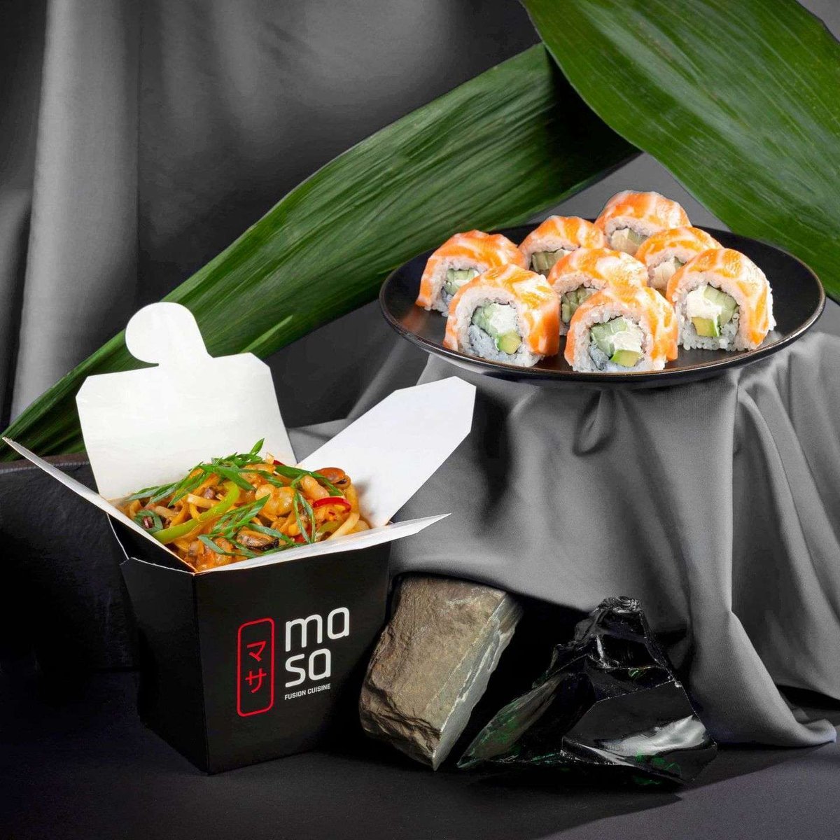 Блюда в ресторане японской кухни Masa в Батуми