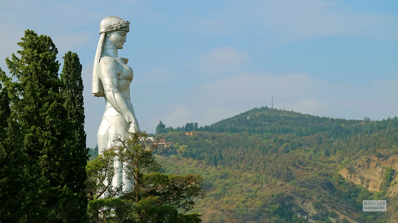 Kartlis Deda (Mother Georgia Monument)