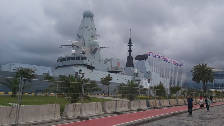 military-ship-Batumi-04.jpg