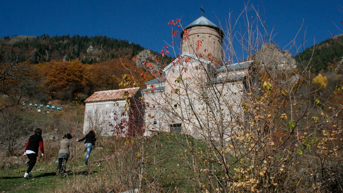 Монастырь в селе Зарзма